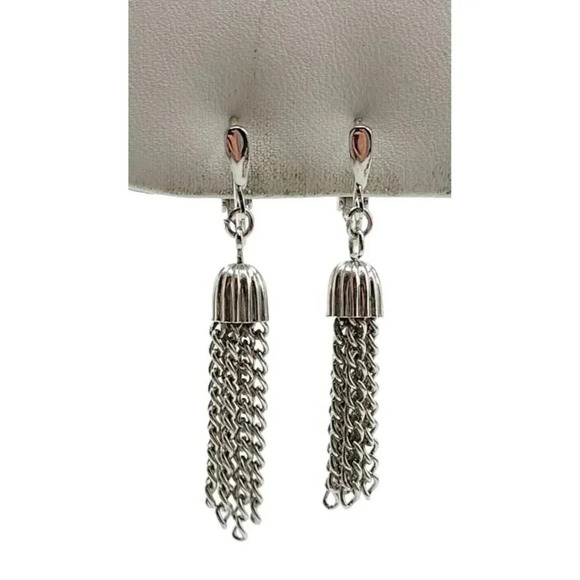 Trifari Chain Tassel Dangle Drop Earring Clip Closure Silver Tone Vintage - Picture 1 of 4